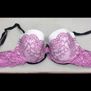 Victoria’s Secret dream angels bra